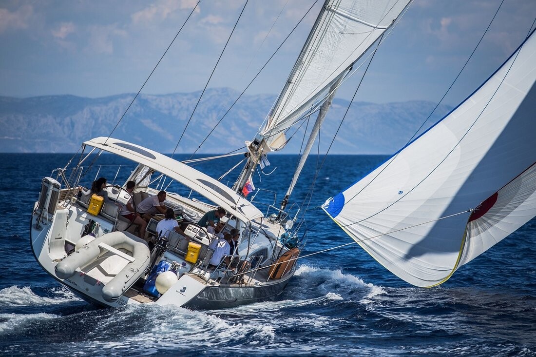 Oceanis 58 Queen Axiera (crewed)