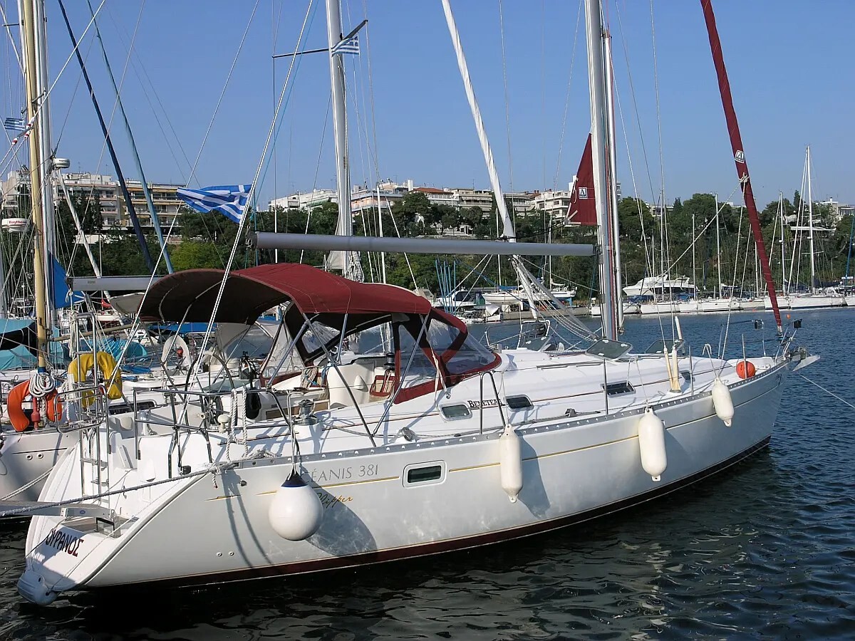 Oceanis Clipper 381 Ouranos
