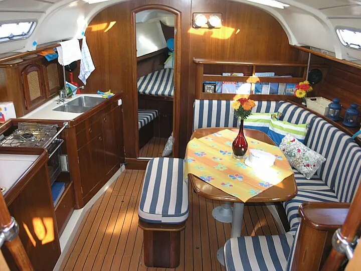Oceanis Clipper 381 Ouranos