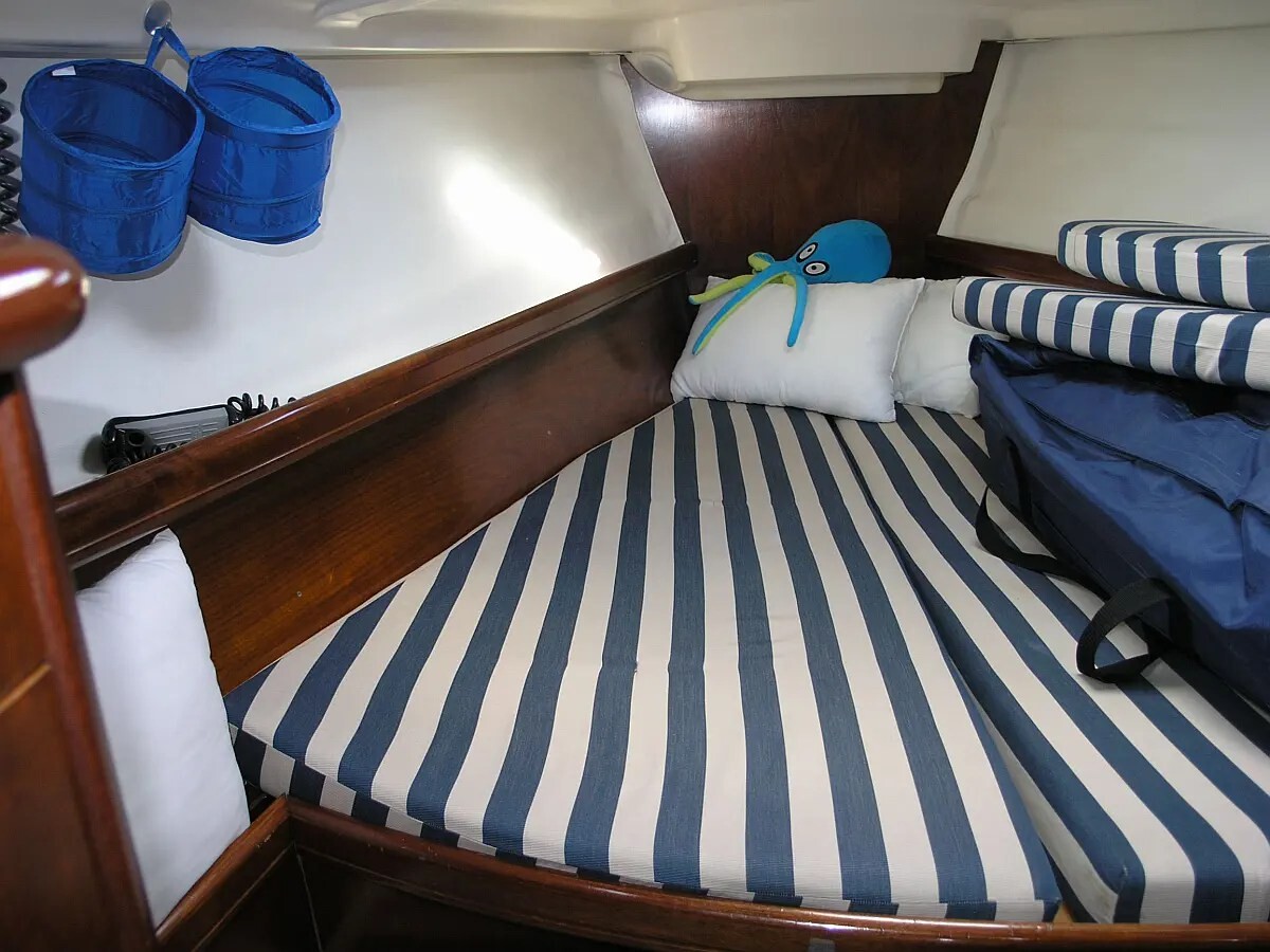 Oceanis Clipper 381 Ouranos