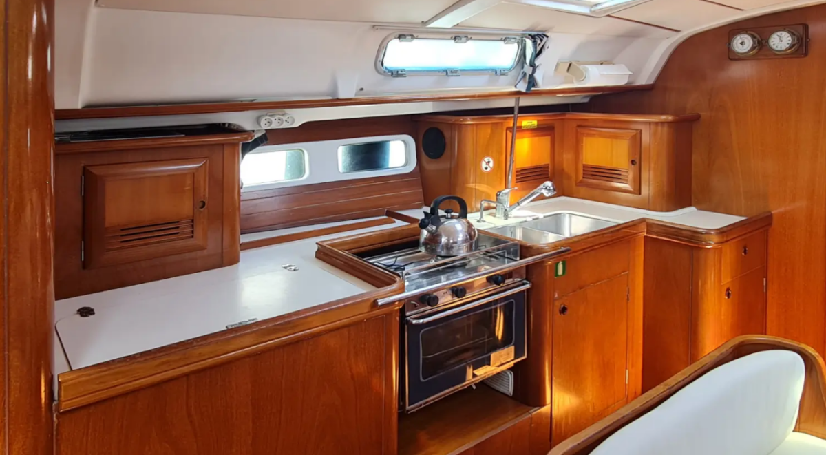 Oceanis Clipper 411 Erika