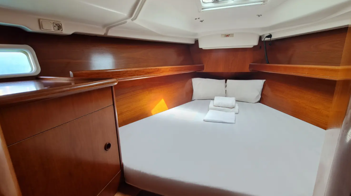 Oceanis Clipper 411 Erika