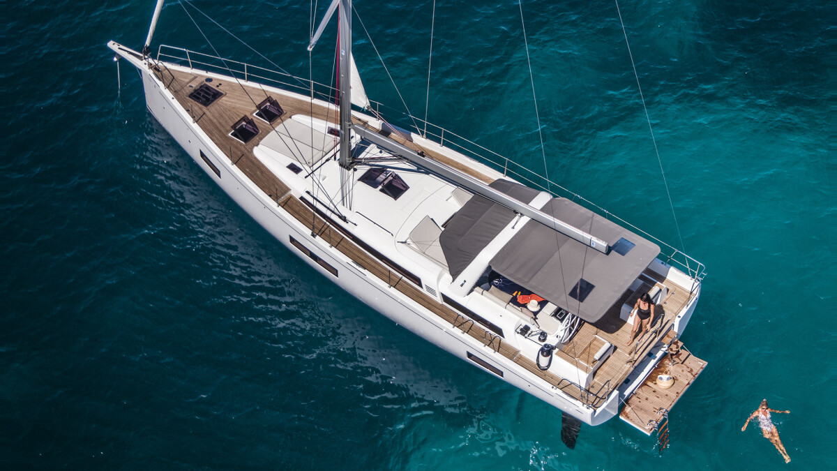 Oceanis Yacht 54 White Bird 