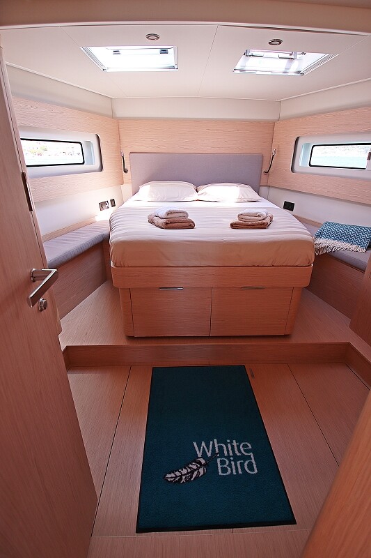 Oceanis Yacht 54 White Bird 