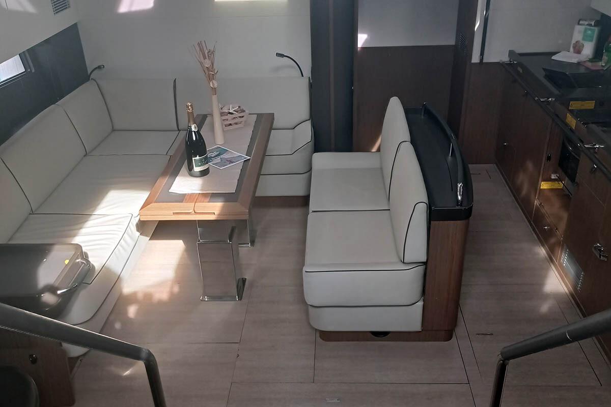 Oceanis Yacht 62 Thora Helen
