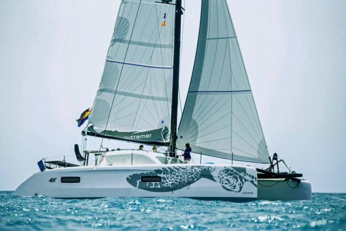 Outremer 4X Give Me Five