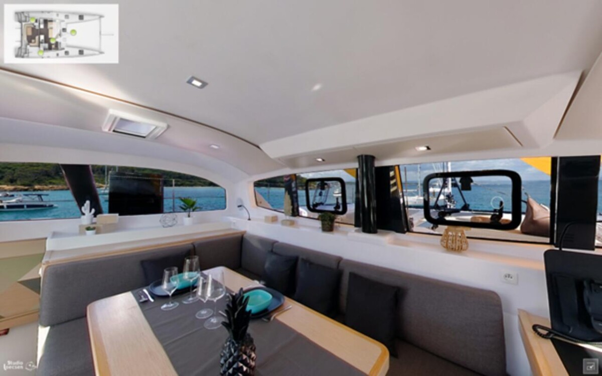 Outremer 4X Give Me Five