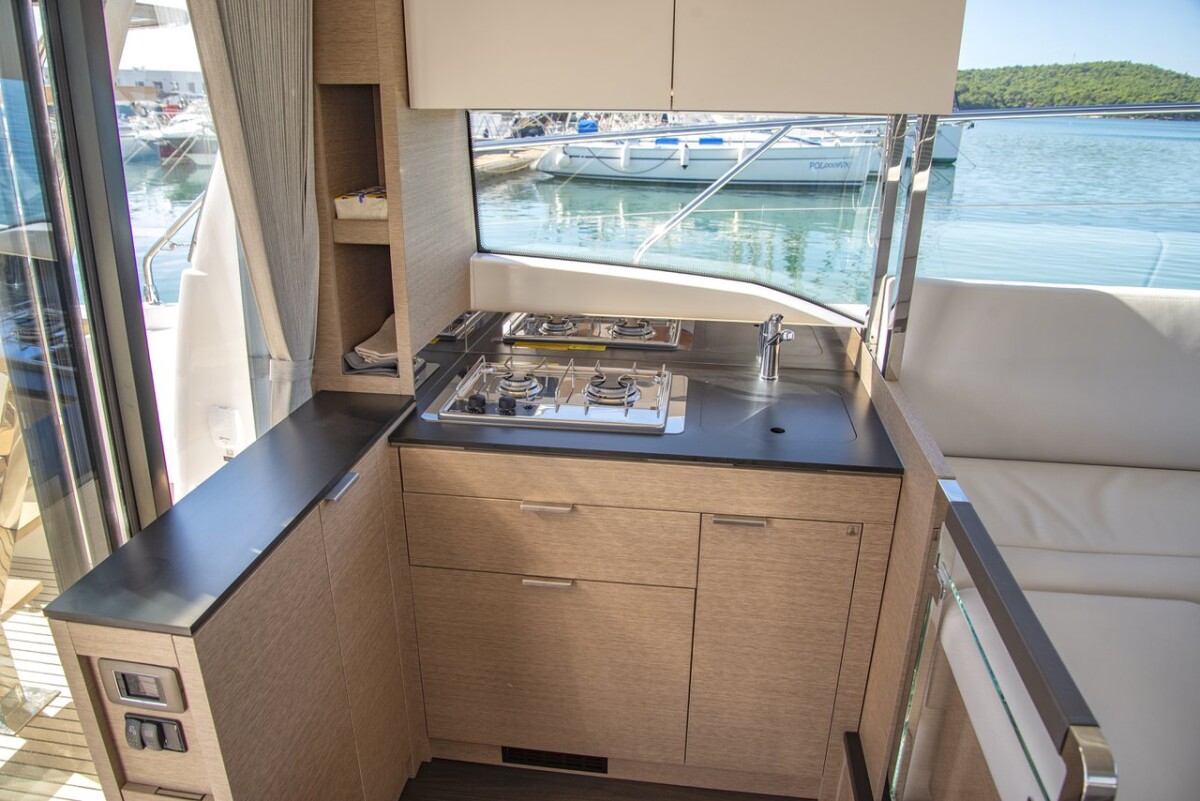 Prestige 420 