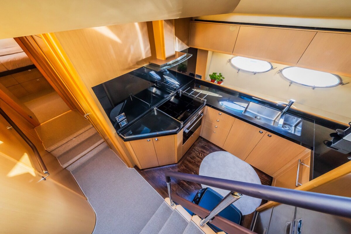 Princess V78 Gitana II