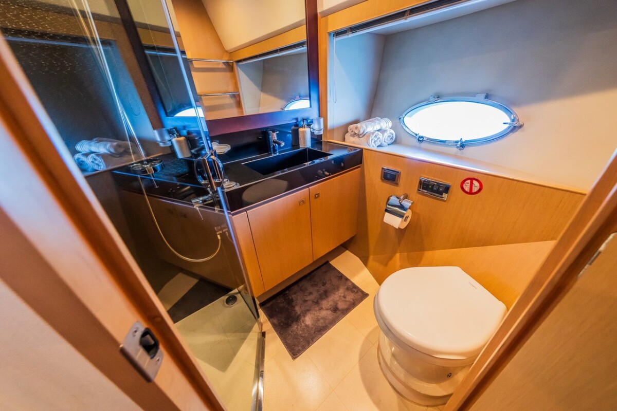 Princess V78 Gitana II