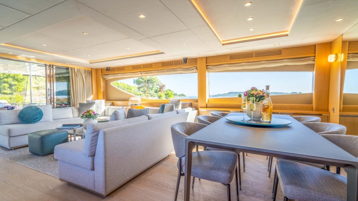 Princess Y85 Insieme