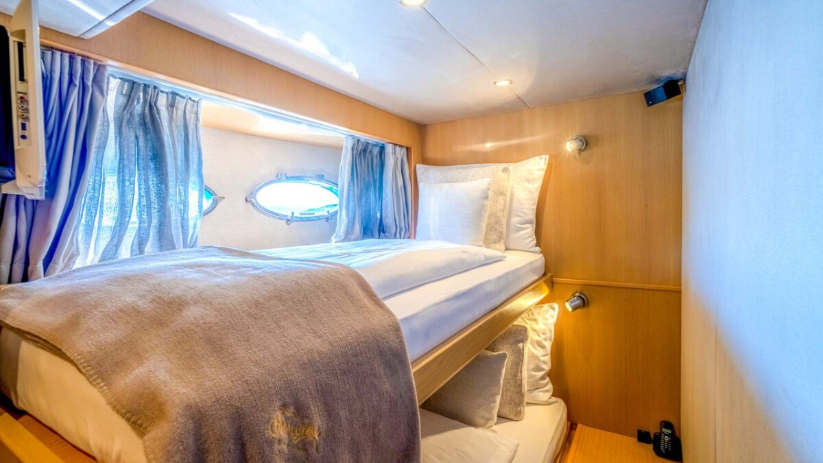 Princess Y85 Insieme