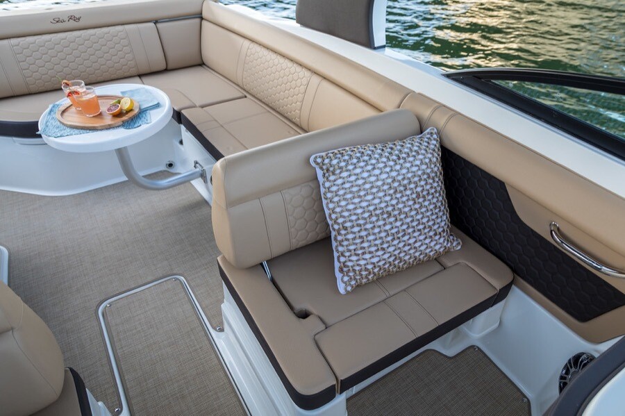 Sea Ray SDX 270 Happy Hours