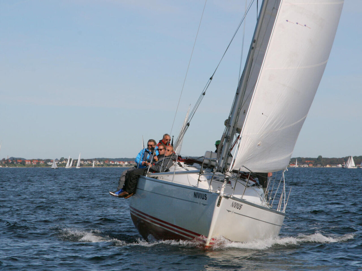 Sun Fast 37 Nivius