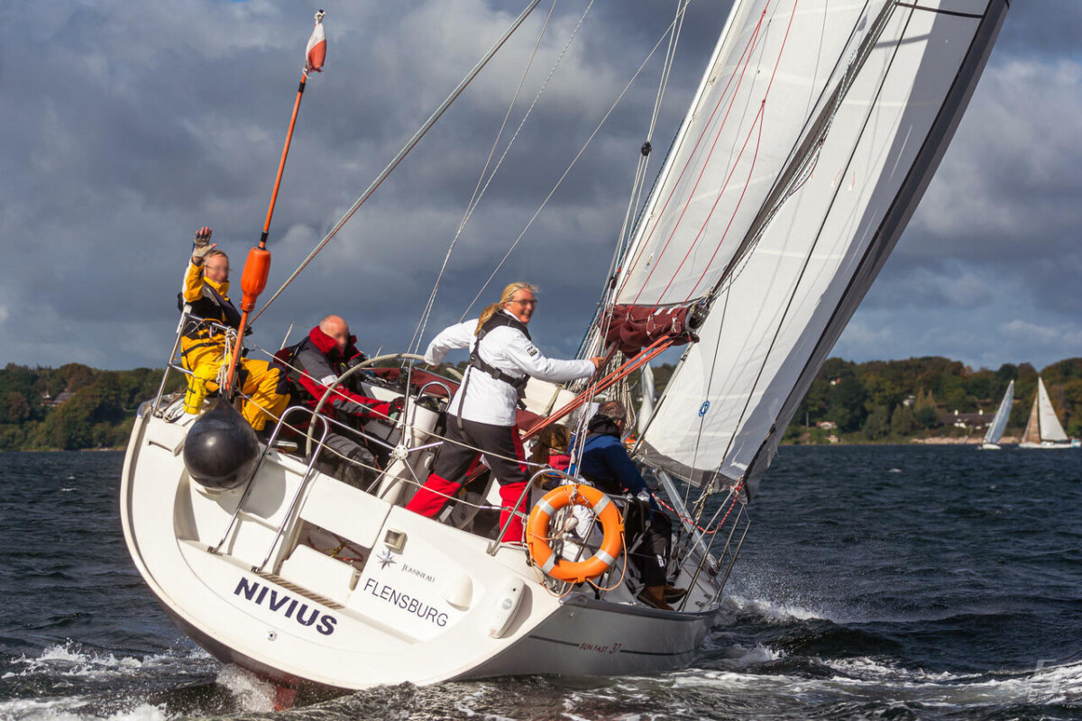 Sun Fast 37 Nivius