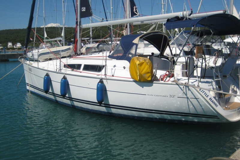 Sun Odyssey 32i Little Hanni