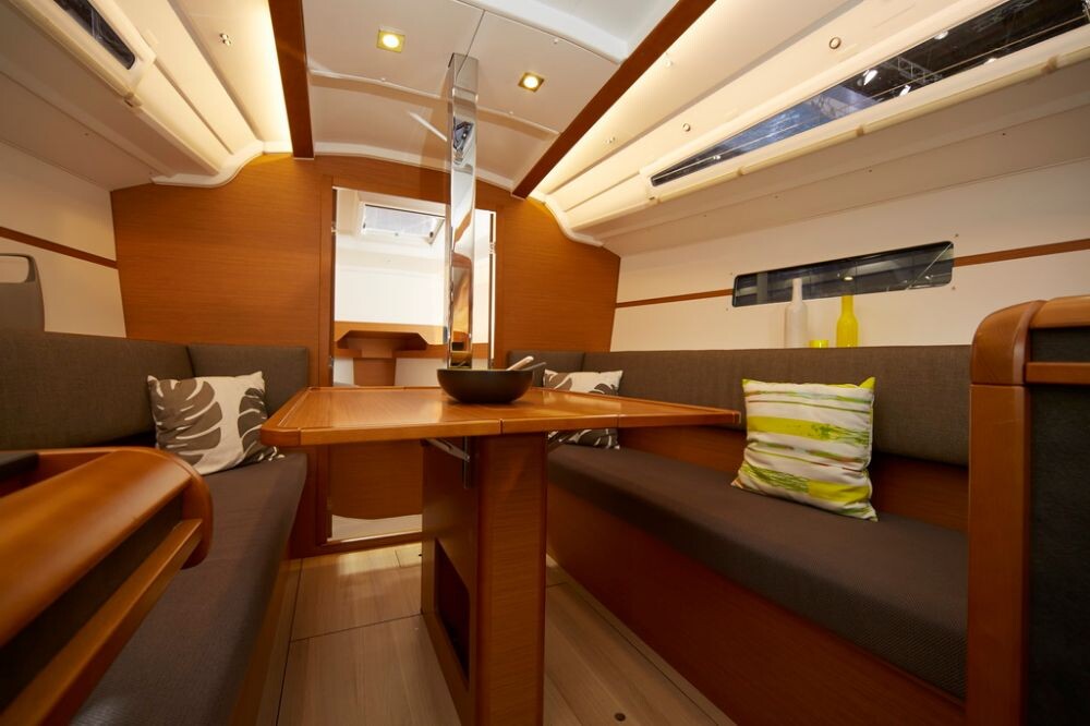 Sun Odyssey 349 Nala