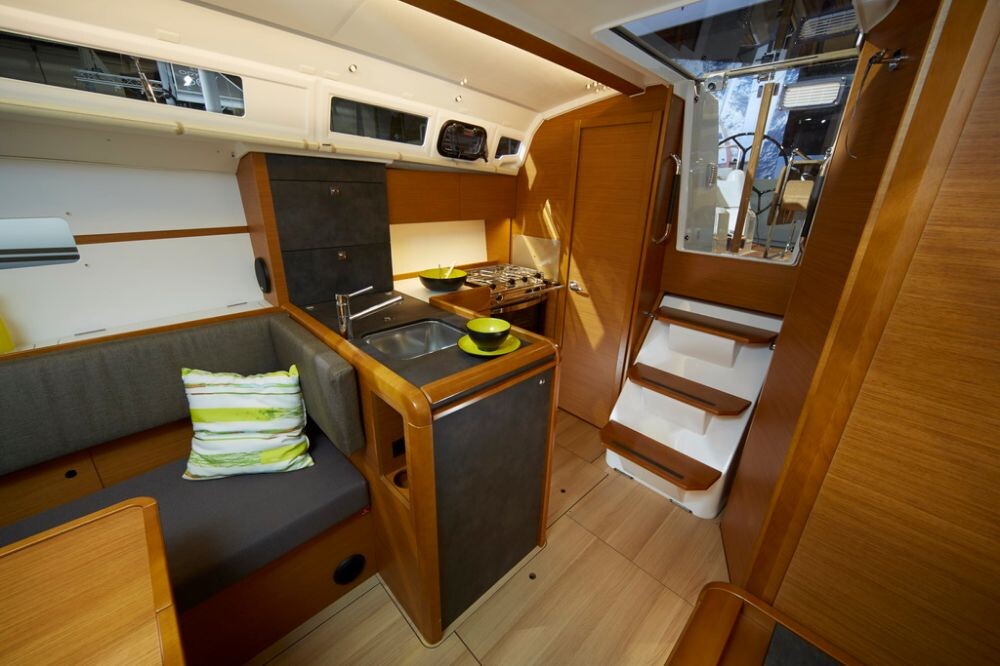 Sun Odyssey 349 Nala