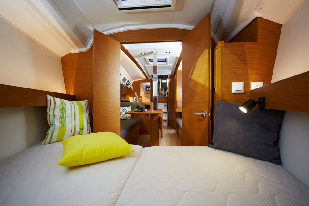Sun Odyssey 349 Nala