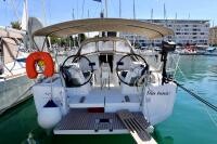 Sun Odyssey 349 Gin Tonic