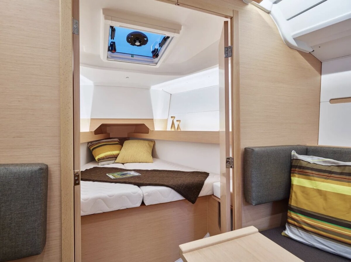 Sun Odyssey 349 Mia