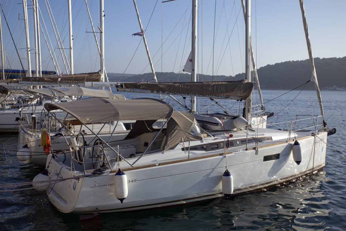 Sun Odyssey 349 SheShe