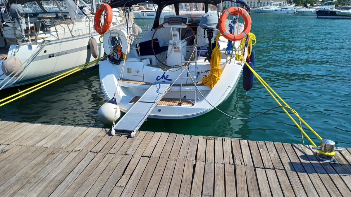 Sun Odyssey 36i Che