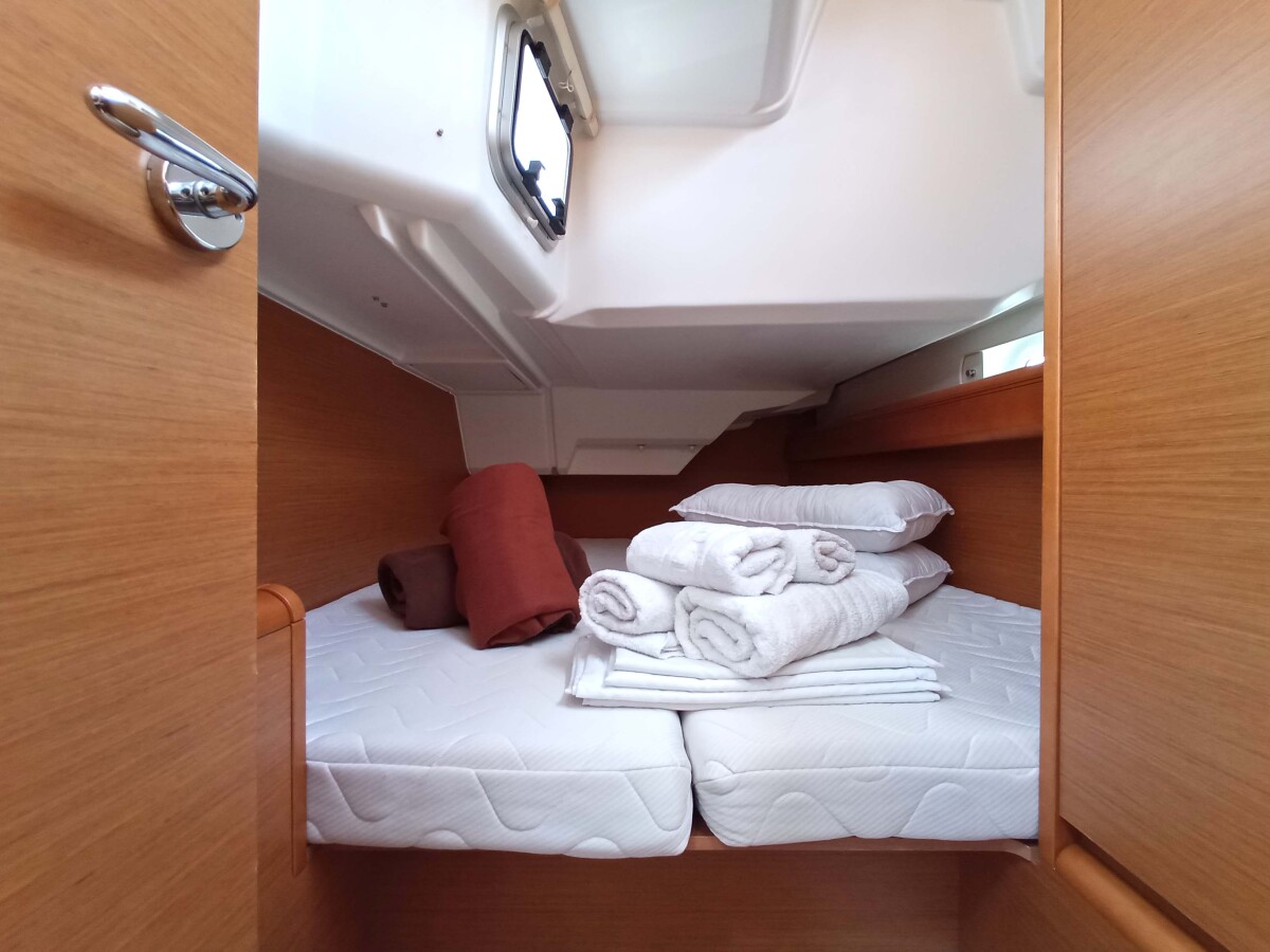 Sun Odyssey 379 ECONOMY