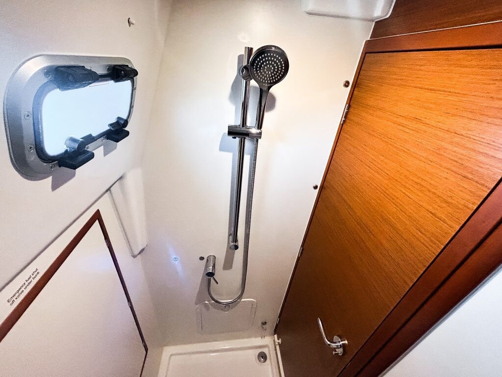 Sun Odyssey 380 Soca Sleigh