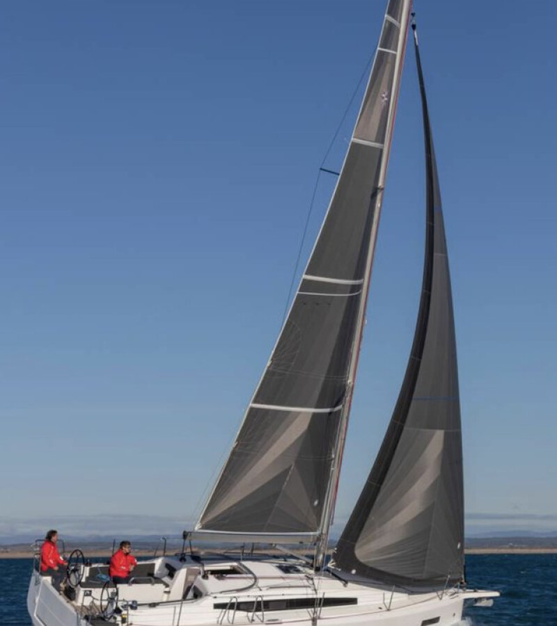 Sun Odyssey 380 Vida