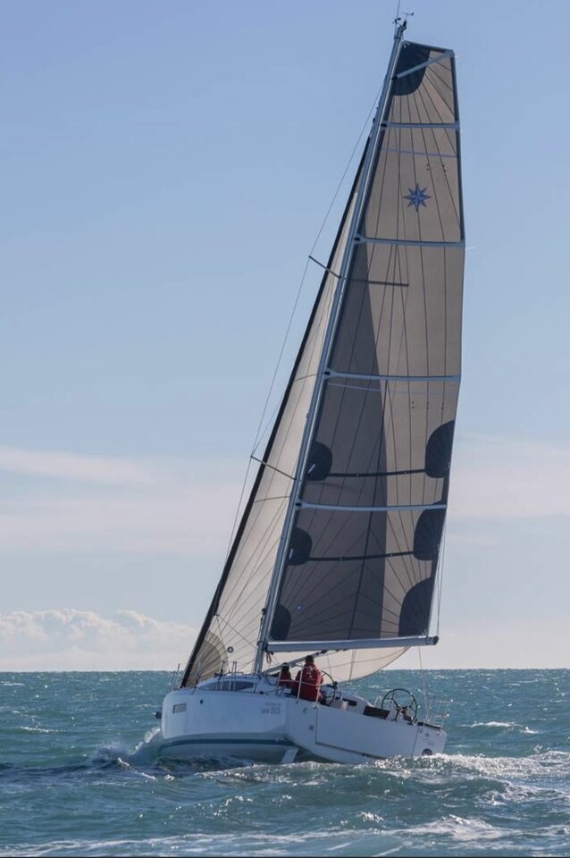 Sun Odyssey 380 Vida