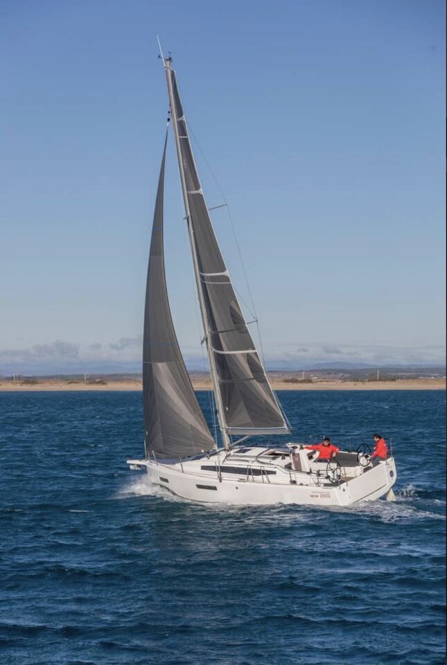 Sun Odyssey 380 Vida