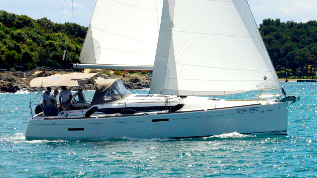 Sun Odyssey 389 Tina