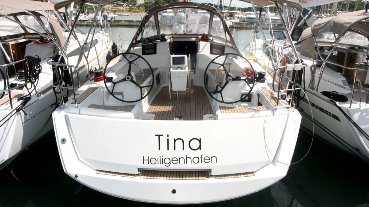 Sun Odyssey 389 Tina