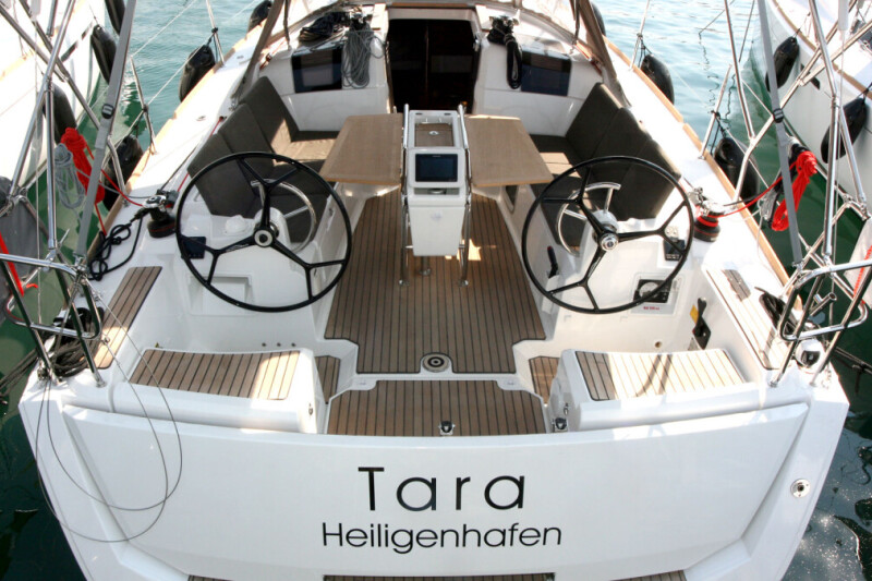 Sun Odyssey 389 Tara