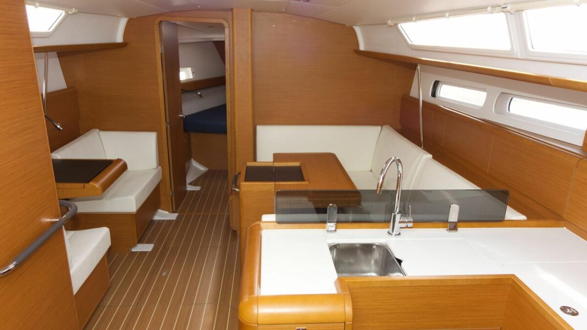 Sun Odyssey 409 Rocky