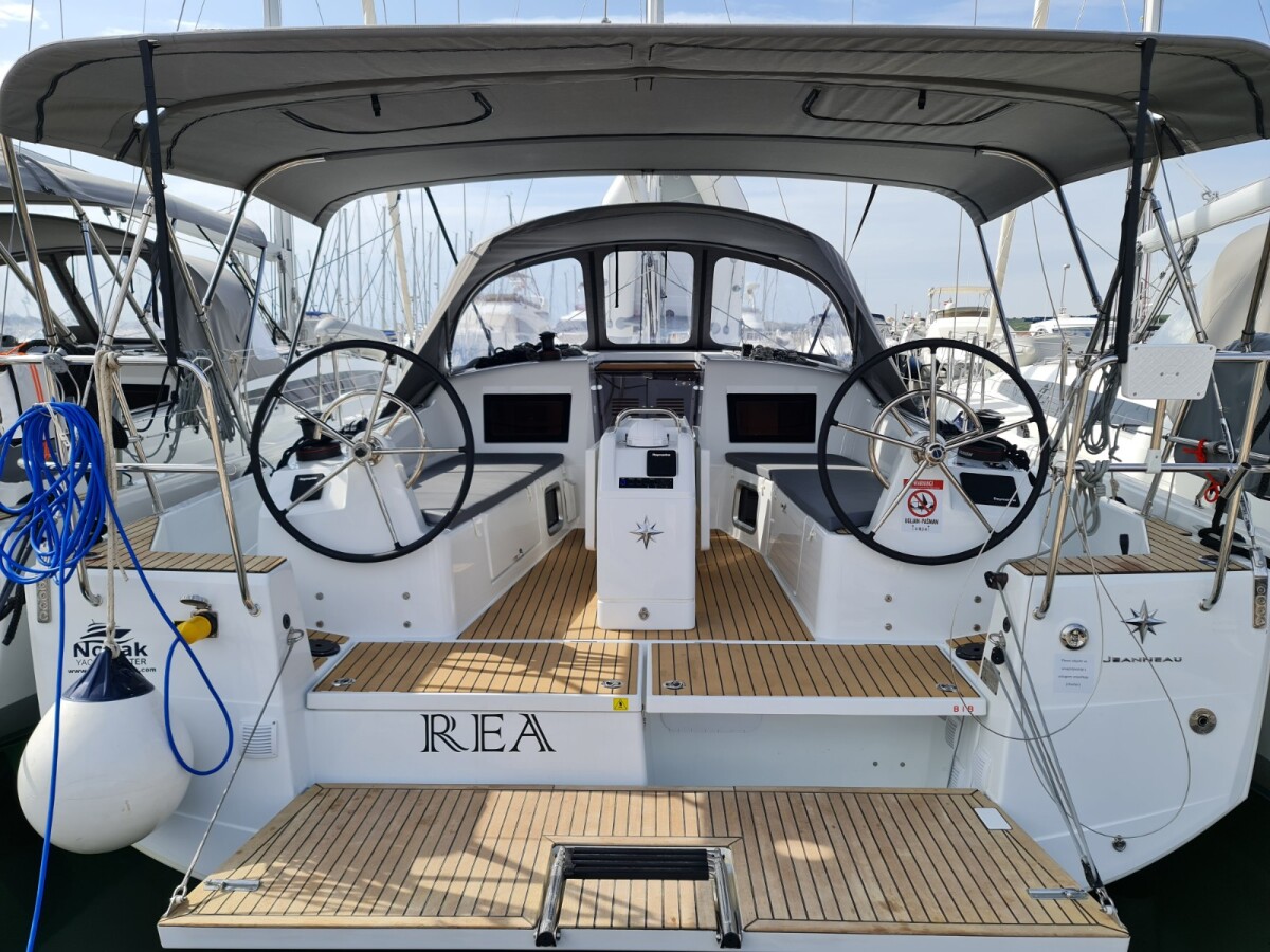 Sun Odyssey 410 Rea