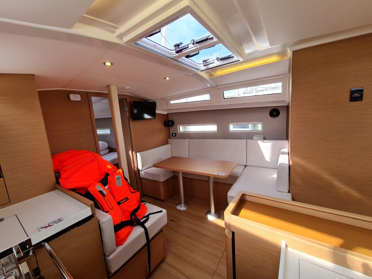 Sun Odyssey 410 Rea