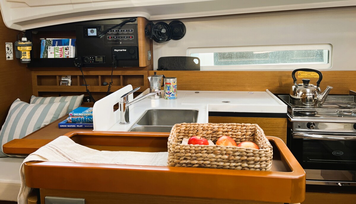 Sun Odyssey 410 Little Tony