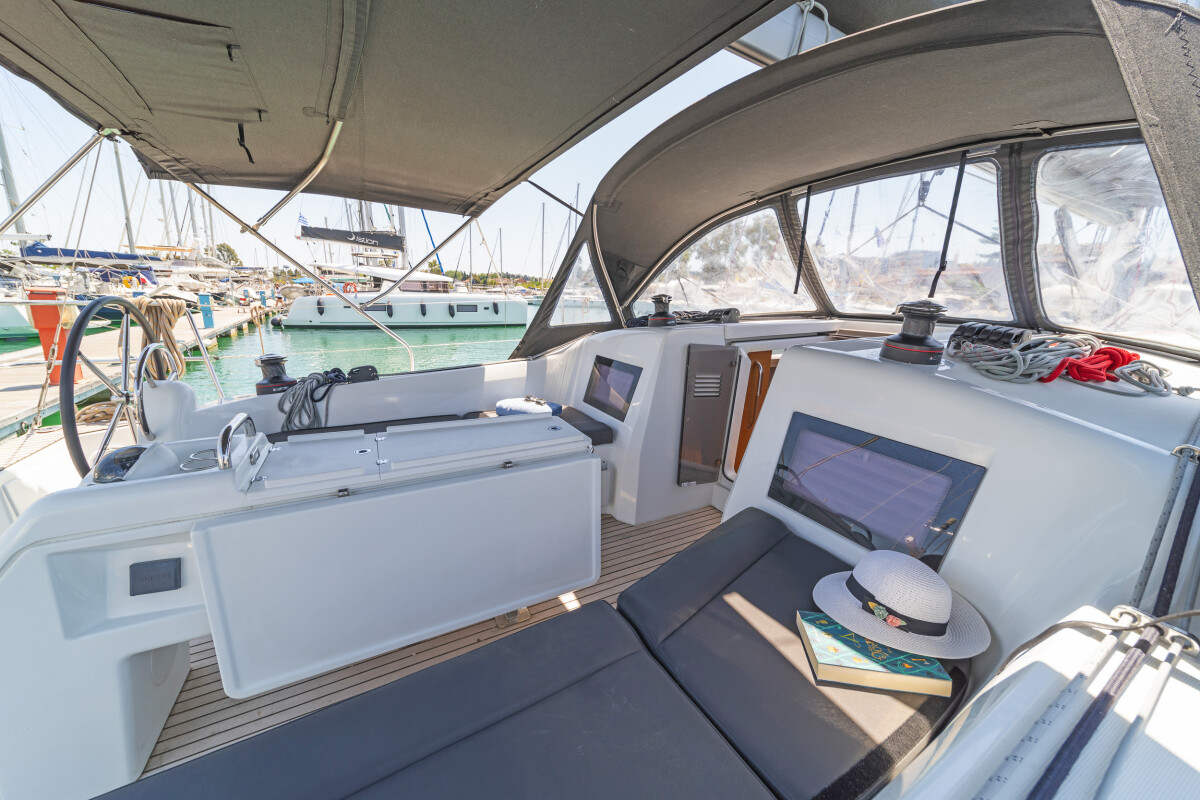 Sun Odyssey 410 Zheng Yi Sao (郑一嫂)