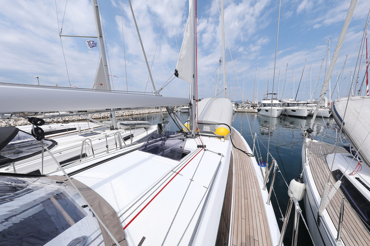 Sun Odyssey 410 Beauty