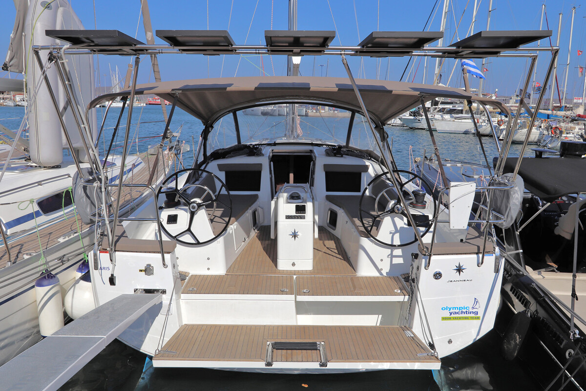 Sun Odyssey 410 Aris