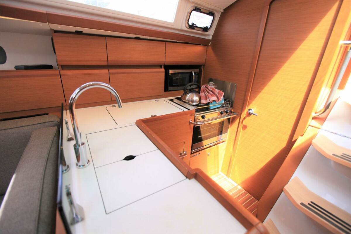 Sun Odyssey 419 Indian Chief