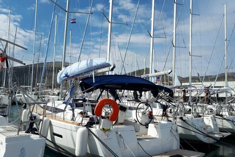 Sun Odyssey 419 Tumbleweed