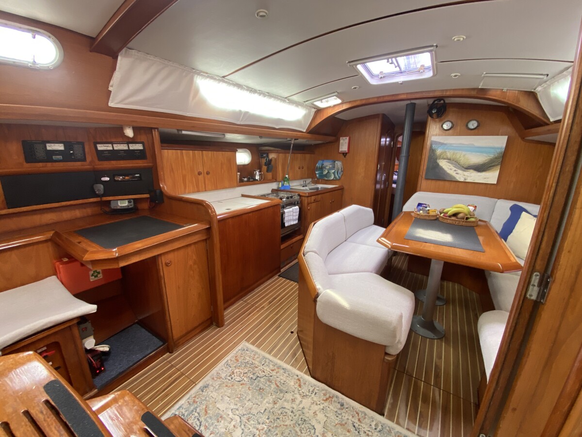 Sun Odyssey 42.2 Stefi