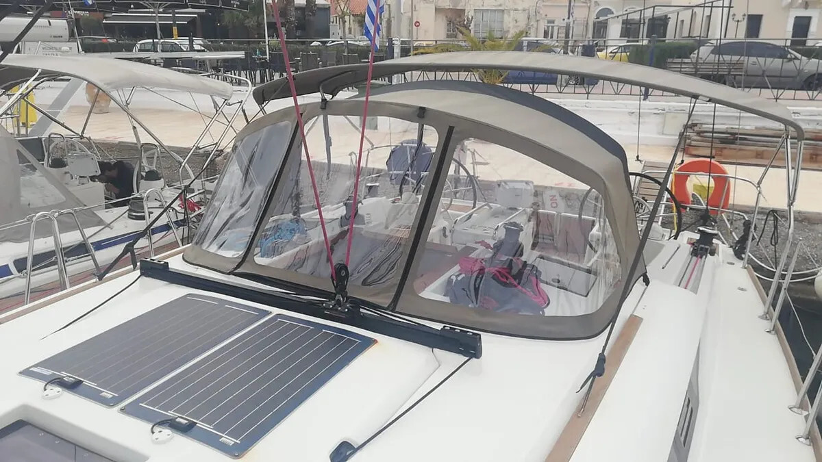 Sun Odyssey 439 Captain Tzinos