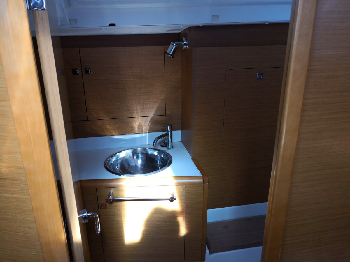 Sun Odyssey 439 