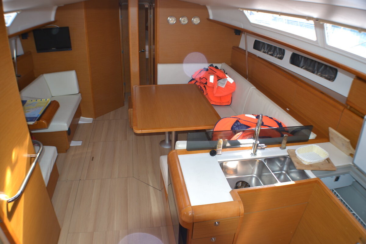 Sun Odyssey 439 Libera