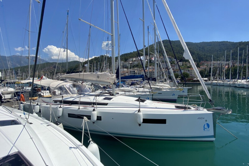 Sun Odyssey 440 Anda