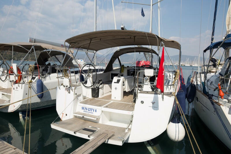 Sun Odyssey 440 Suncity 4